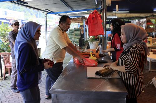 TINJAUAN AIDILFITRI