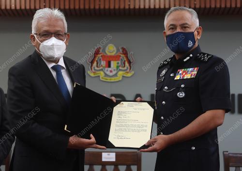 DATUK SERI HAMZAH ZAINUDIN
