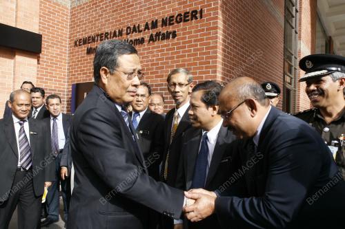 ABDUL AZIZ MOHD YUSOF