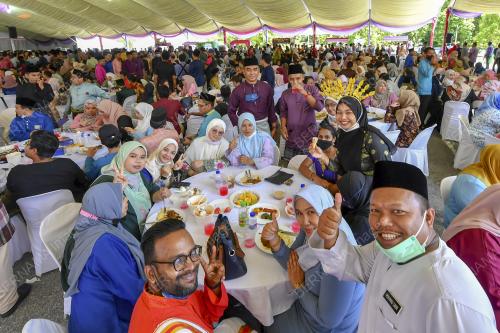 SAMBUTAN AIDILFITRI WARGA KPT