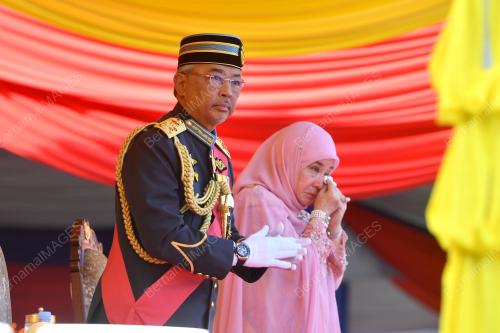 AL-SULTAN ABDULLAH RI'AYATUDDIN AL-MUSTAFA BILLAH SHAH