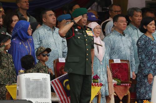 AL-SULTAN ABDULLAH RI'AYATUDDIN AL-MUSTAFA BILLAH SHAH