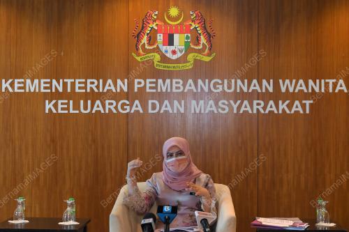 DATUK SERI RINA MOHD HARUN