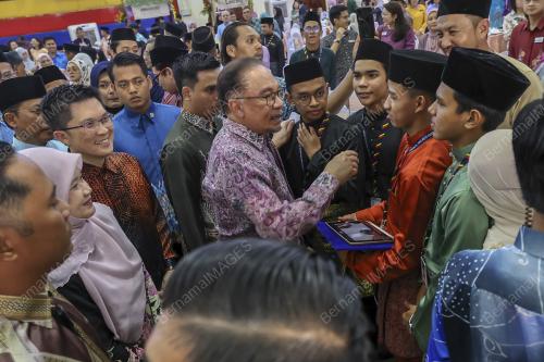 DATUK SERI ANWAR IBRAHIM