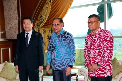 DATUK SERI ANWAR IBRAHIM