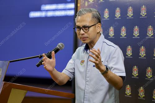 FAHMI FADZIL