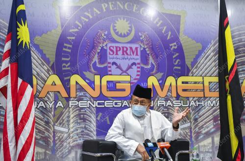 TAN SRI DR RAIS YATIM