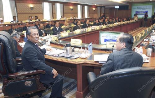 MUHYIDDIN YASSIN