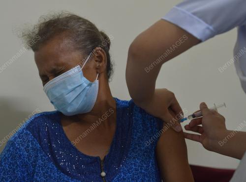 TINJAUAN PEMBERIAN VAKSIN ORANG ASLI