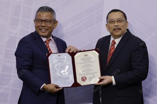 TAN SRI ABDUL GHANI SALLEH