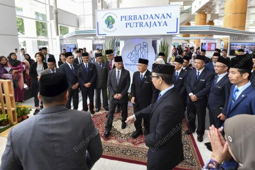 PTJ15_05112019_AGONG_BN201911046454