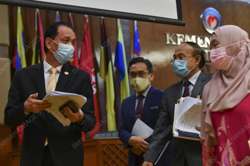 TAN SRI DR NOOR HISHAM ABDULLAH