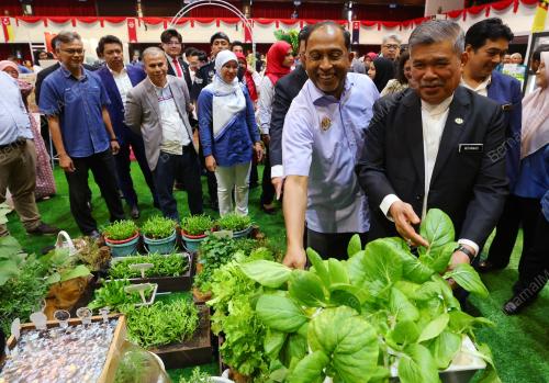DATUK SERI MOHAMAD SABU