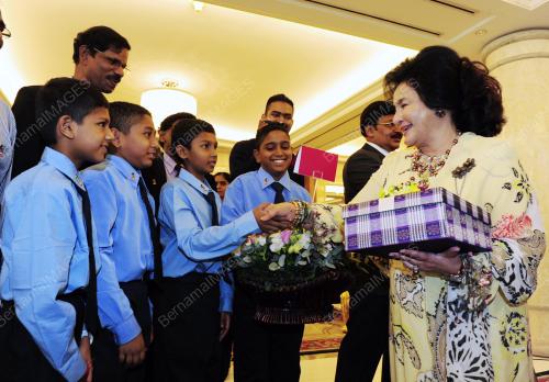 DATIN SERI ROSMAH MANSOR