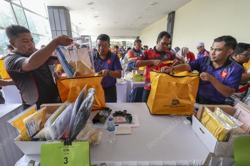 SEMAKAN ISI PETI UNDI DUN DENGKIL