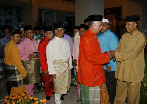 DATUK SERI MOHD NAJIB TUN ABDUL RAZAK
