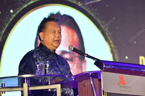 DATUK SERI ALEXANDER NANTA LINGGI