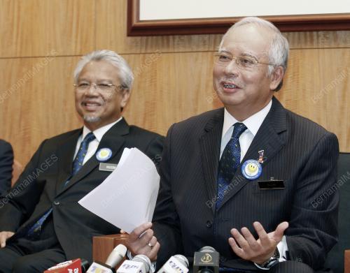DATUK SERI MOHD NAJIB TUN ABDUL RAZAK
