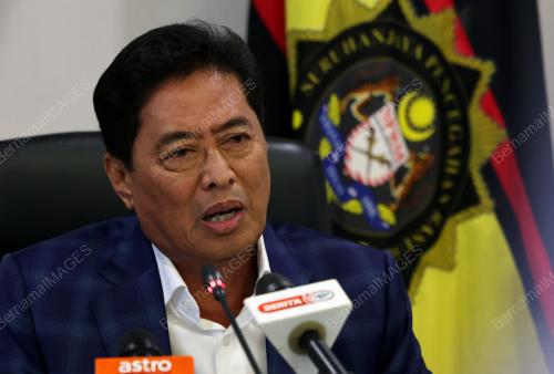 TAN SRI AZAM BAKI