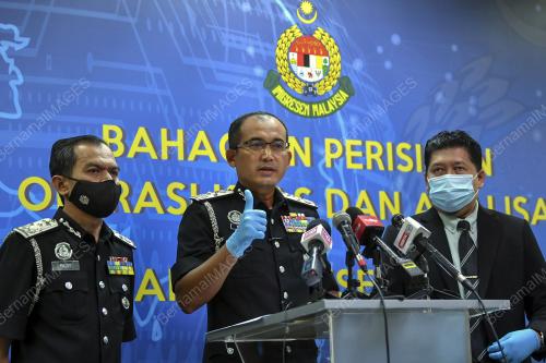 DATUK INDERA KHAIRUL DZAIMEE DAUD
