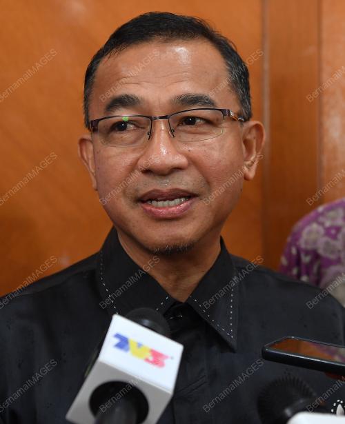 DATUK DR NOOR AZMI GHAZALI
