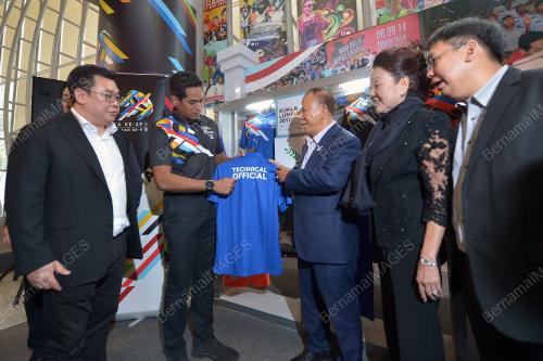 PTJ15_15112016_KJ_FBT