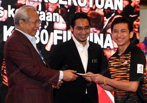 TAN SRI ANNUAR MUSA
