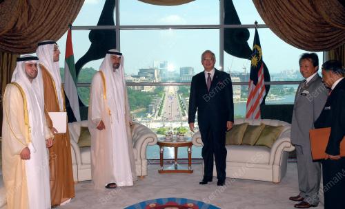 DATUK SERI MOHD NAJIB TUN ABDUL RAZAK