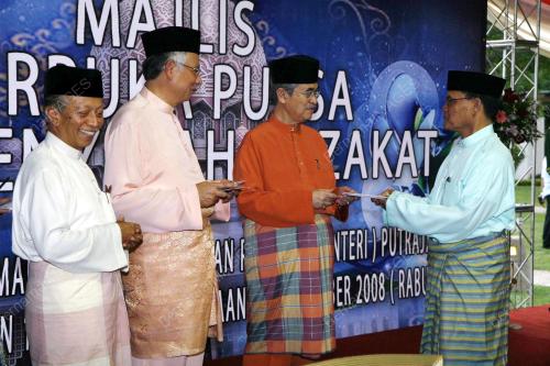 ABDULLAH AHMAD BADAWI