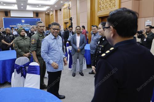 DATUK SERI SAIFUDDIN NASUTION ISMAIL
