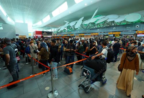 TINJAUAN KLIA2