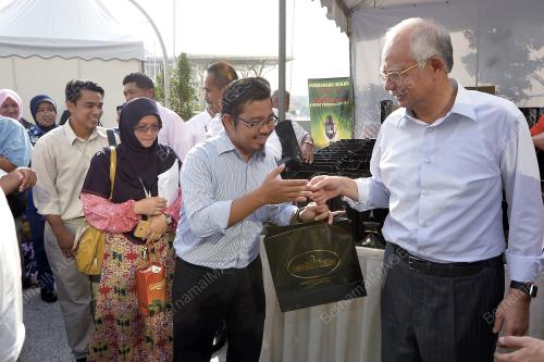 PTJ15_18062015_BAZAR