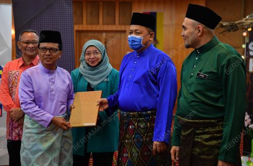 DATUK SERI DR SHAHIDAN KASSIM