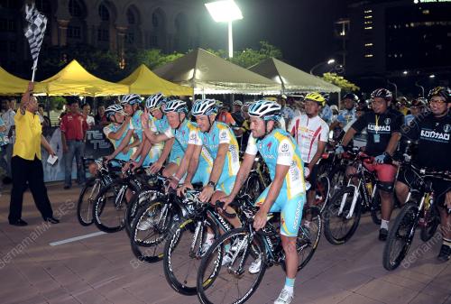 PTJ15_20022012_ASTANA1