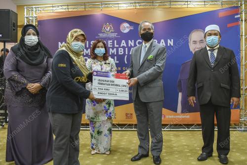 DATUK SERI DR WAN JUNAIDI TUANKU JAAFAR