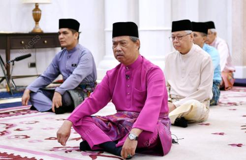 TAN SRI MUHYIDDIN YASSIN