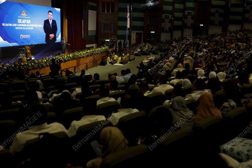 DATUK SERI SAIFUDDIN NASUTION ISMAIL
