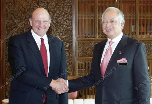MOHD NAJIB TUN ABDUL RAZAK