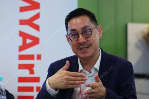 RAYNER TEO