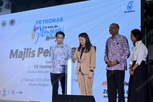HANNAH YEOH