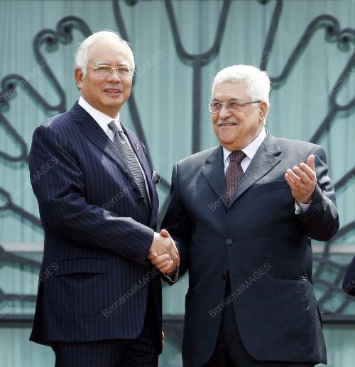 MOHD NAJIB TUN ABDUL RAZAK