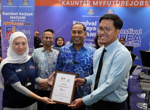 DATUK SERI DR ZAMBRY ABD KADIR
