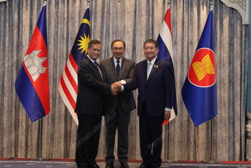 DATUK SERI ANWAR IBRAHIM