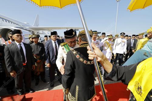 AL-SULTAN ABDULLAH RI'AYATUDDIN AL-MUSTAFA BILLAH SHAH