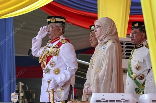 AL-SULTAN ABDULLAH RI'AYATUDDIN AL-MUSTAFA BILLAH SHAH