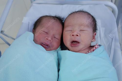 BAYI KEMBAR 1 JAN 2020