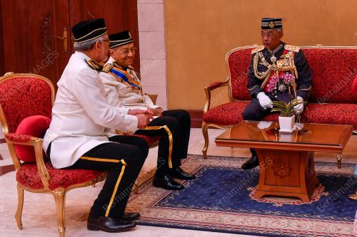 AL-SULTAN ABDULLAH RI'AYATUDDIN AL-MUSTAFA BILLAH SHAH