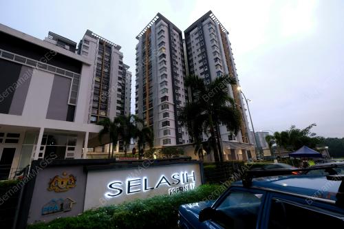 KLUSTER SELASIH