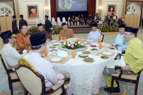 PTJ16_02072014_PM_BERBUKA