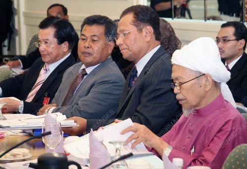 MOHD NAJIB ABDUL RAZAK